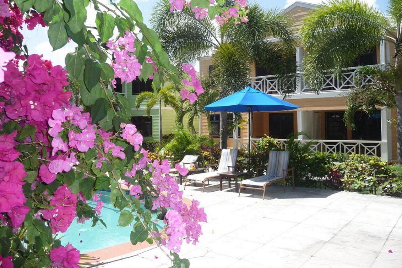 Buccaneer Beach Club 딕킨슨 베이 외부 사진
